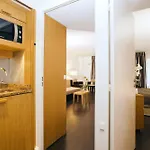 Residhome Opera Ξενοδοχείο με διαμερίσματα 4*
