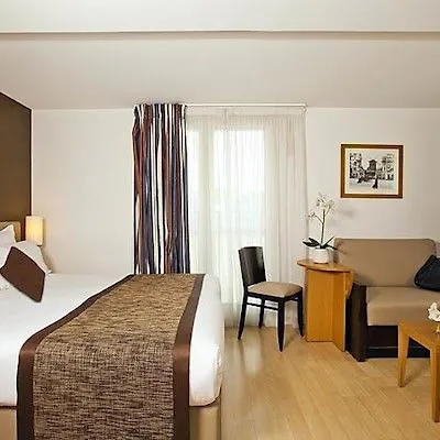 Aparthotel Residhome Opéra Parigi