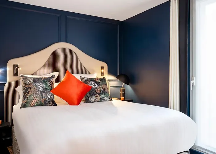 Residhome Opera Aparthotel 4*