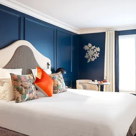 Residhome Opera 4*