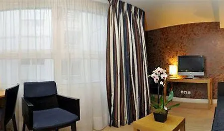 Residhome Opera 4*