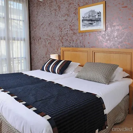 レジドーム オペラ アパートホテル